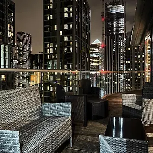 stylish-penthouse-in-canary-wharf.brighton-hotels-england.com/